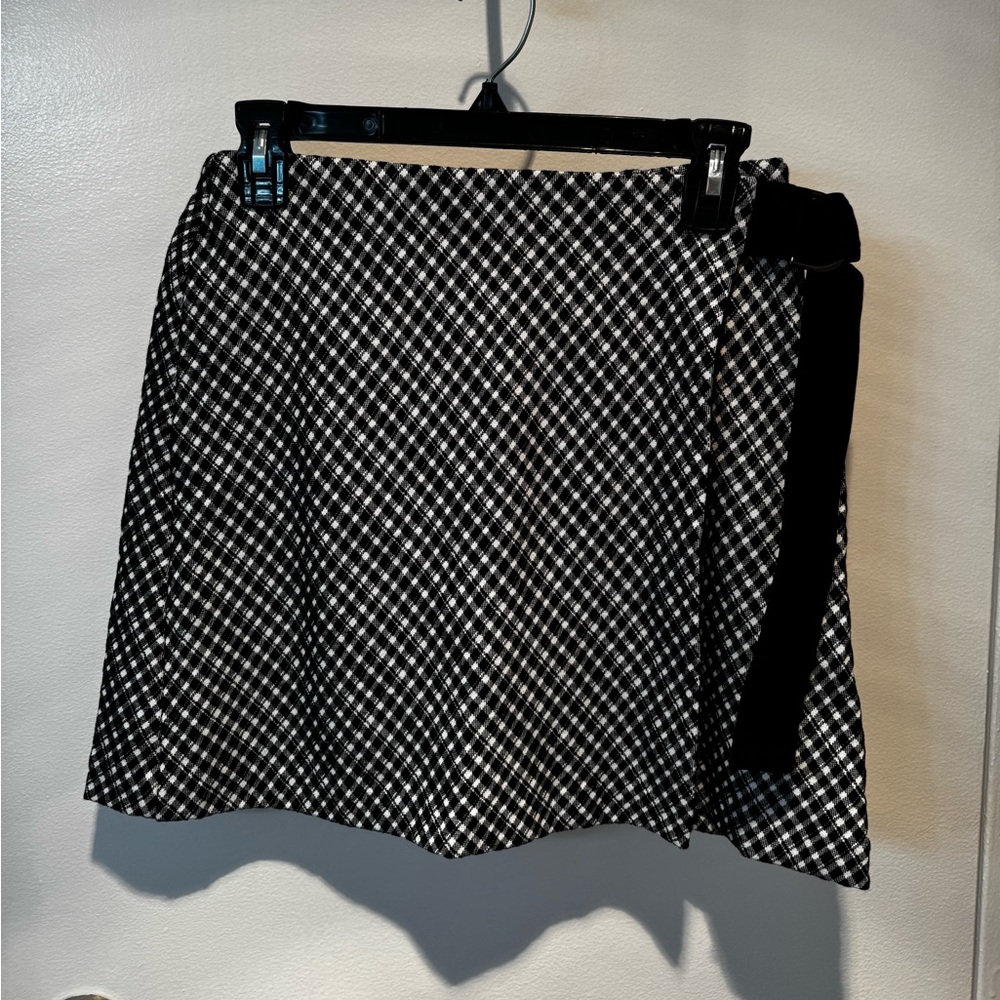 SPANX Ponte Wrap Mini Skort in Classic Black Plaid - Picture 2 of 15